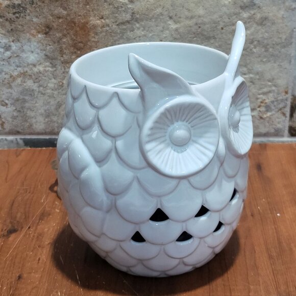 Yankee Candle Scenterpiece Owl Meltcup Warmer Lights Up LED Timer - Picture 8 of 9